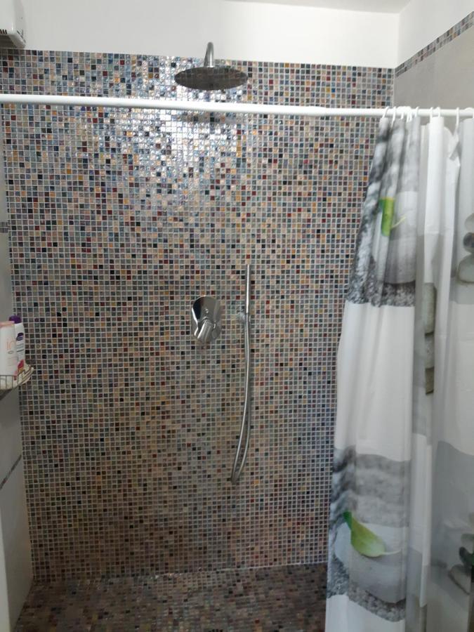 Casa Isabelle Mel Apartment ลาสเปเซีย ภายนอก รูปภาพ